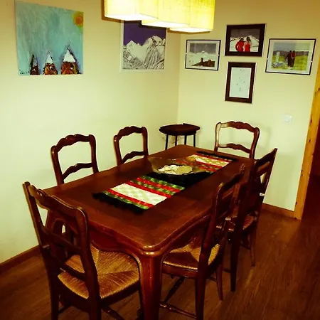 Inmobiliaria - Admite Mascotas Apartamento