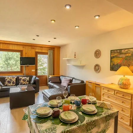 Apartamento Inmobiliaria - Admite Mascotas Formigal