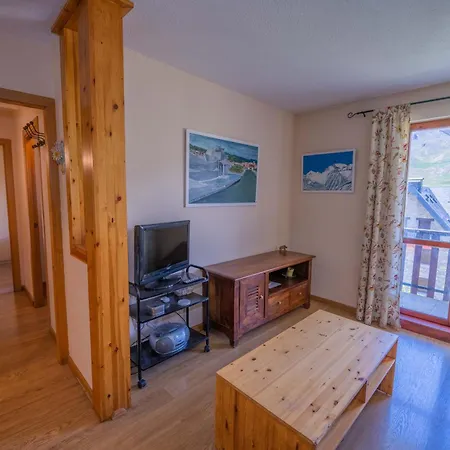 Apartamento Inmobiliaria - Admite Mascotas Formigal