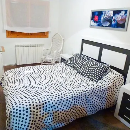 Apartamento Inmobiliaria - Admite Mascotas Formigal